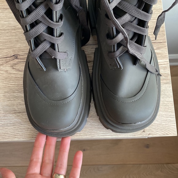 Zara Chunky Combat Boots NWT - Picture 8 of 13
